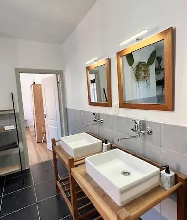 Ura Center Bed & Breakfast