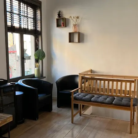 Oda ve Kahvaltı Ura Center Brugge