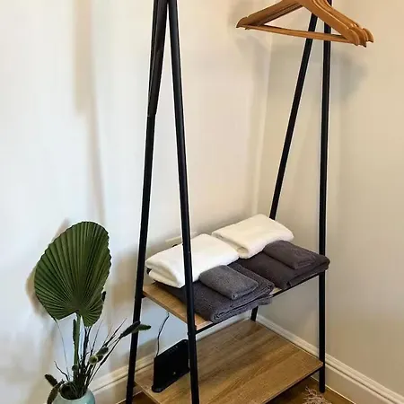 Ura Center Bed & Breakfast